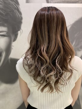 フレンズ 麻生店(friend's) 【札幌麻生 バレイヤージュ×ホワイトベージュ】