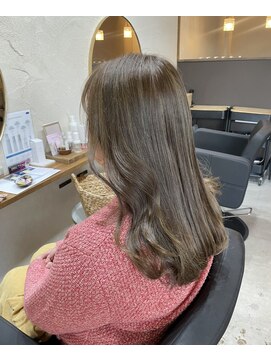 アノイ ポム(annoii_pom) カーキベージュ