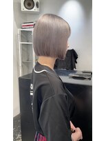 ココ 原宿(KOKO)&nbsp;10代/20代/小顔ヘア/ホワイトグレージュ/ミニウルフ