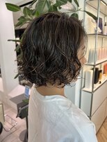 ステア ケース(stair case)&nbsp;お手入れ簡単♪パーマ×ハイライト　白髪が生え始めの方にお勧め