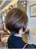 前下がりグラデーションショートボブ