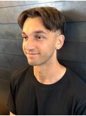 センターパート アップバング フェードカット バーバー