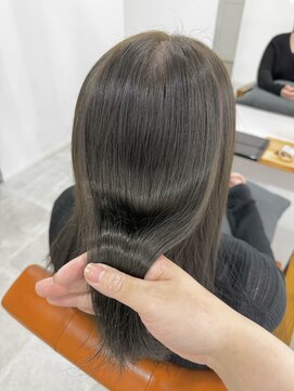 シーバイトリコ 市川(SEA by tricot) オリーブカラー