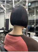 ボブ×インナーカラー