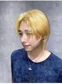 ミディアムウルフ×ブロンドヘア