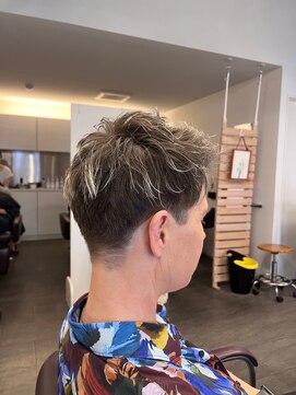 コックニー ヘアーアンドビューティー(COCKNEY HAIR BEAUTY) スパイキークールショート