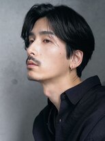 センターパート毛流れニュアンスパーマコンマヘアガイルヘア韓国