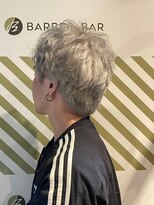 バーバーバー アカバネ(BARBER-BAR AKABANE) 動きある無造作パーマ×クールなシルバーカラー ブリーチ#3