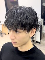 オルト(Altn)&nbsp;大人の波巻きスパイラルパーマミディアムロングメンズカットヘア