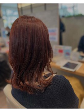 ウィスタリアフィールドプランシュ(WISTARIA FIELD-PLANCHES) 髪質改善トリートメントでツヤ髪手触り◎