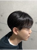 センターパートマッシュ