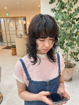 ラヴィズム(LUVISM) レイヤーパーマ