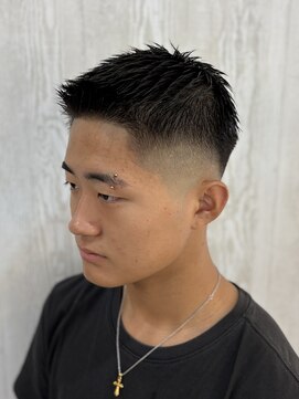 トモズヘアデザイン(Tomo's Hair Design) フェザーアップ メンズ/バーバー/フェード