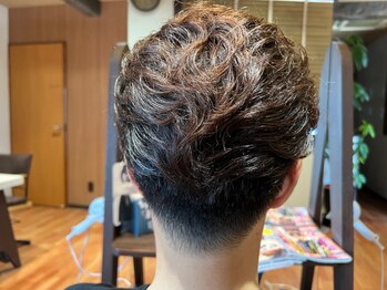 パキアドゥーエ(Pakia due)の写真/歴20年以上の実力派スタイリストがご対応◎朝の時間もガッツリ短縮!ON/OFFキマる大人のメンズStyleをご提案