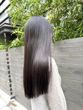 キニ(KINI) 輝く艶感 スモークグレージュ