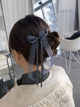 ビルド(build) 編み込みシニヨンの上品まとめ髪（新越谷/南越谷）