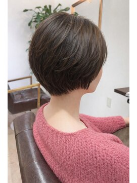 アンネル(An nelle) ふんわり若見えショートボブ