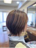 大人のための上質なコンパクト外はねボブ