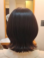 フリージア(freesia) 30代40代50代/ミディアムレイヤー/白髪染め