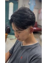 クラウズ ヘアー(CLOUDS.Hair)&nbsp;テーパーフェード×センターパート