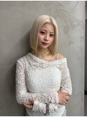 【RIENS aura】白ブロンドの切りっぱなしボブ