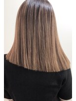 アダムスブォーノ(adamsbuono)&nbsp;【糸チップハイライトでミルクティーカラー】stylistケイタ