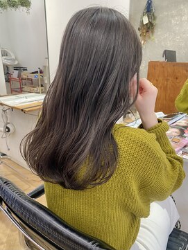 アマーク(a mark) 【小川　結女花】グレーベージュ