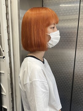 ホワイト 梅田(white) #オレンジ×ボブ