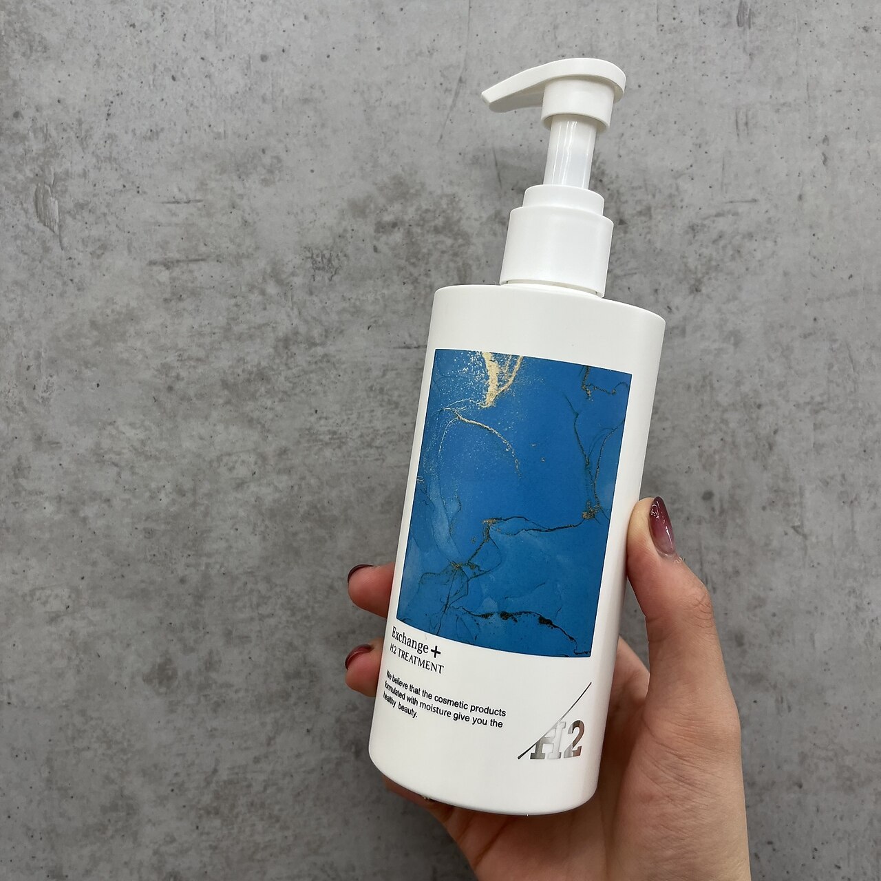 水素シャンプー・トリートメント・髪用美容液 STRI ストリ ｜ 株式会社 タクサム｜大阪の美容ディーラー、美容