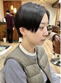 黒髪をオシャレに　耳上のラインショート　〔ZEEN札幌　北河〕