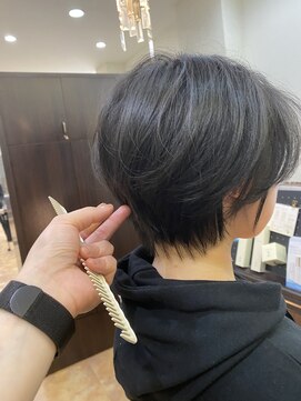 ヘアメイクヒール 【ハンサムショートでスッキリ☆ショート慣れしている方へ】
