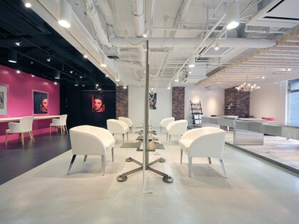 アッドバイケーツー 心斎橋(add by k-two Men's)の写真