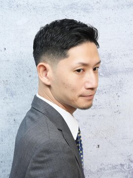 ロバーツ 立川(ROBERTS) メンズビジネスフェードスタイル