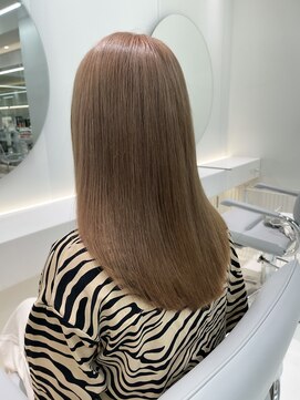 アールプラス 新宿(ar+) ことりベージュカラー