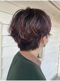 赤髪ハンサムショート