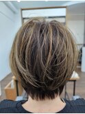 ショートボブ