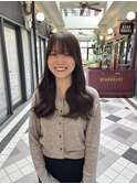 オリーブベージュ
