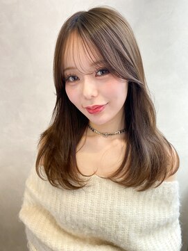 トゥルーズ(TLUUS) TLUUS似合わせカットダークアッシュミディアムレイヤーカット