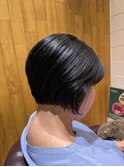 前下がりショートボブ