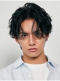 渋谷フェザーパーマメンズパーマセンターパート黒髪20代ウルフ