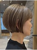 表参道白髪ぼかしマッシュショートヘアッシュベージュ40代50代