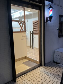 豊富な全員クーポンで何度でも同価格で通い続けられるのが魅力[メンズカット＋クイックシャンプー￥2000～]