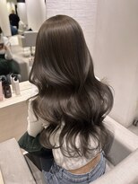 ステア ケース(stair case)&nbsp;韓国ミントグレージュカラーレイヤーカット髪質改善