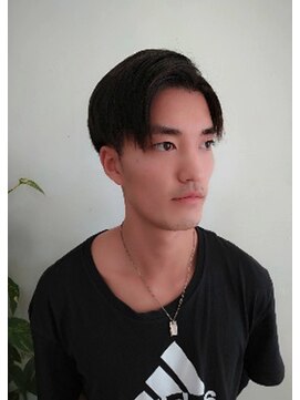 テラス 古河店 七:三セミウェット ビジネスにも◎