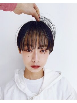 ニディー バイ デイジー(Nidee by Daisy) 『イメチェンシースルー前髪マッシュ』イヤリングカラー天神大名