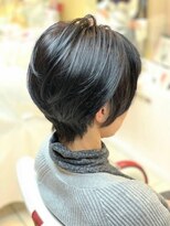 クオリス 上福岡店(QUALIS)&nbsp;耳掛け/ショートカット/グラデーション/小顔/丸み/黒髪/40代50代