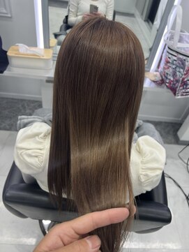 イオエ 心斎橋(ioe) 髪質改善トリートメント20代30代40代【髪質改善ケアカラー】