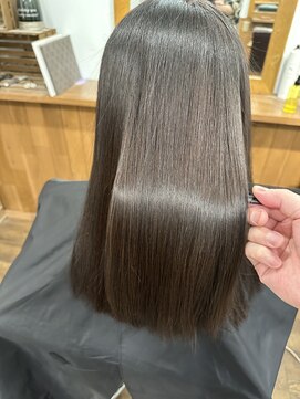 カットアンドスタイル クラウン(Cut&Style CLOWN) 【髪質改善ミネコラ】で髪質改善［横浜／横浜駅］