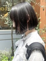 ヒビヲ(HIBIO) 横浜タッセルボブショートボブ顔周りレイヤーカット韓国30代40代