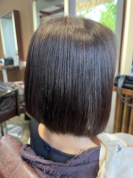 アローズ(arose) 細毛でフワフワする、ツヤが欲しい髪にも縮毛矯正